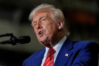 Rada prestižního Fulbrightova programu rezignovala. Má dost Trumpova vměšování