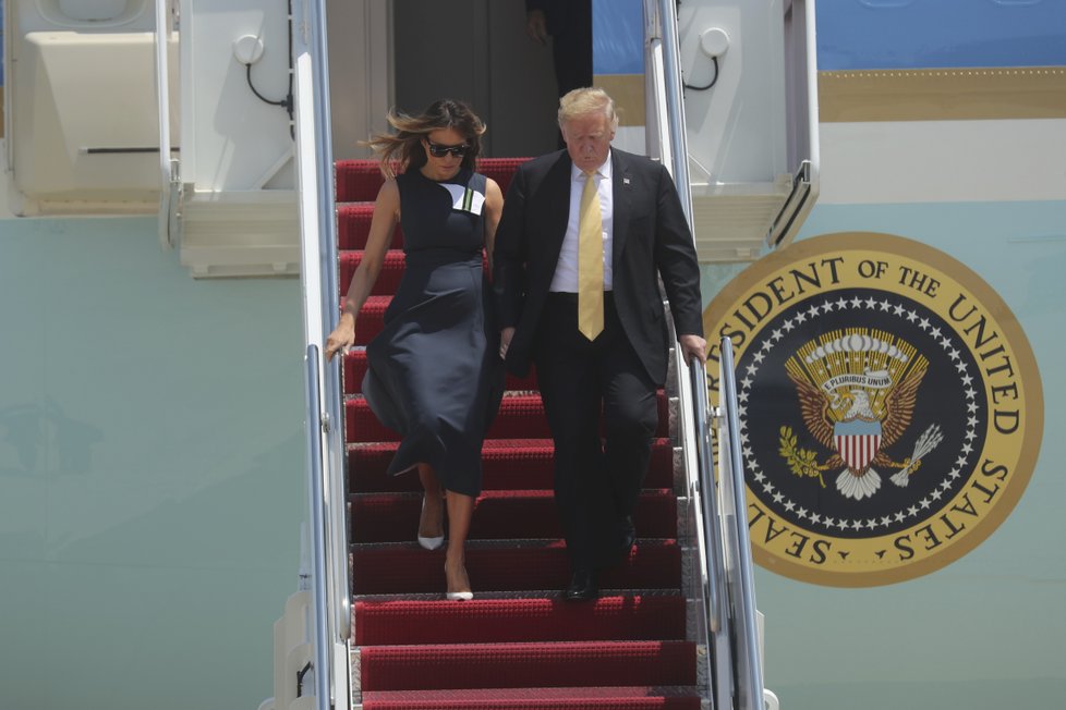 Americký prezident Donald Trump s manželkou Melanií.