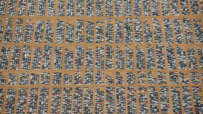 Hřbitov německých automobilů v kalifornské poušti