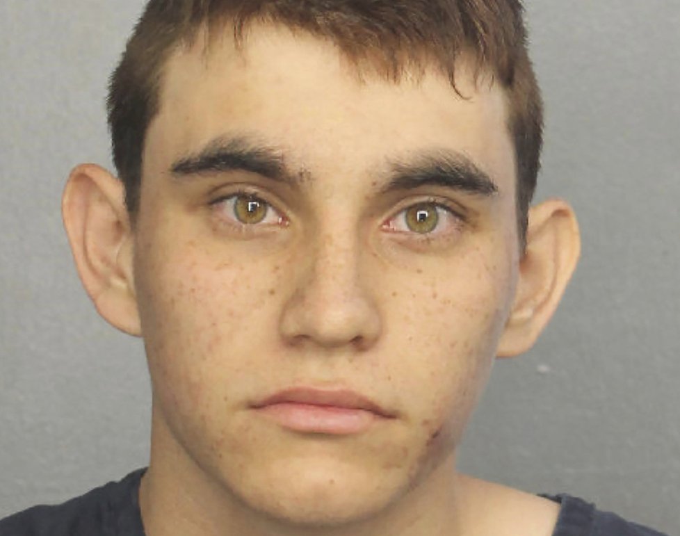 Floridský střelec Nikolas Cruz při svém řádění na škole ve městě Parkland zabil 17 lidí.