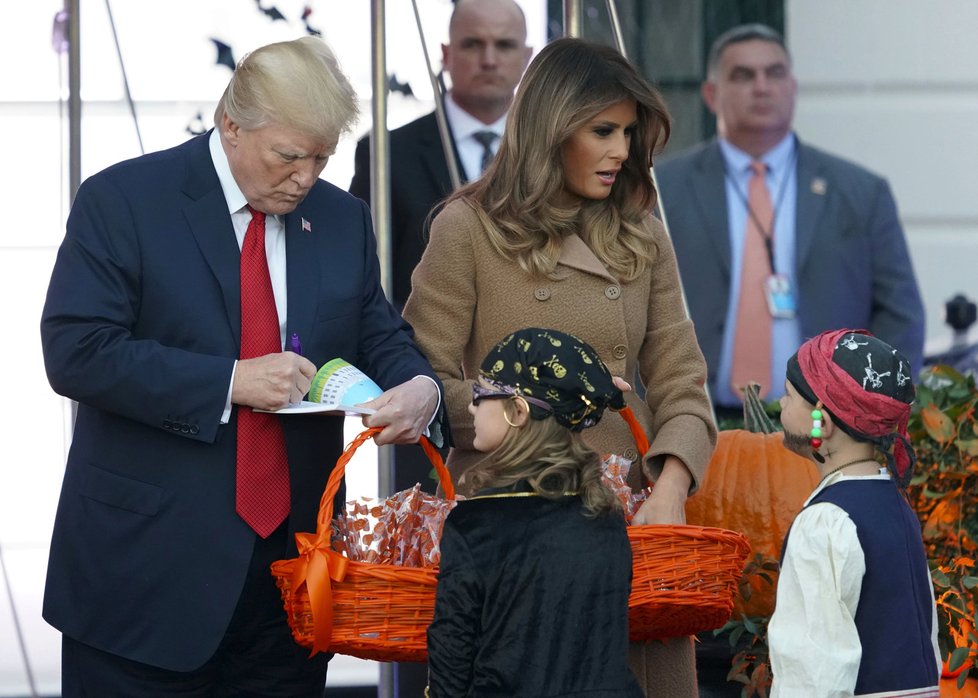 Halloween v Bílém domě