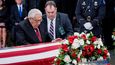 Zemřel americký diplomat a exministr zahraničí Henry Kissinger (†100).