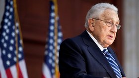 Zemřel diplomat a exministr zahraničí USA Kissinger (†100): „Válečný zločinec“ s Nobelovkou za mír