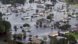 Hurikán Florence si zatím ve Spojených státech vyžádal 43 obětí