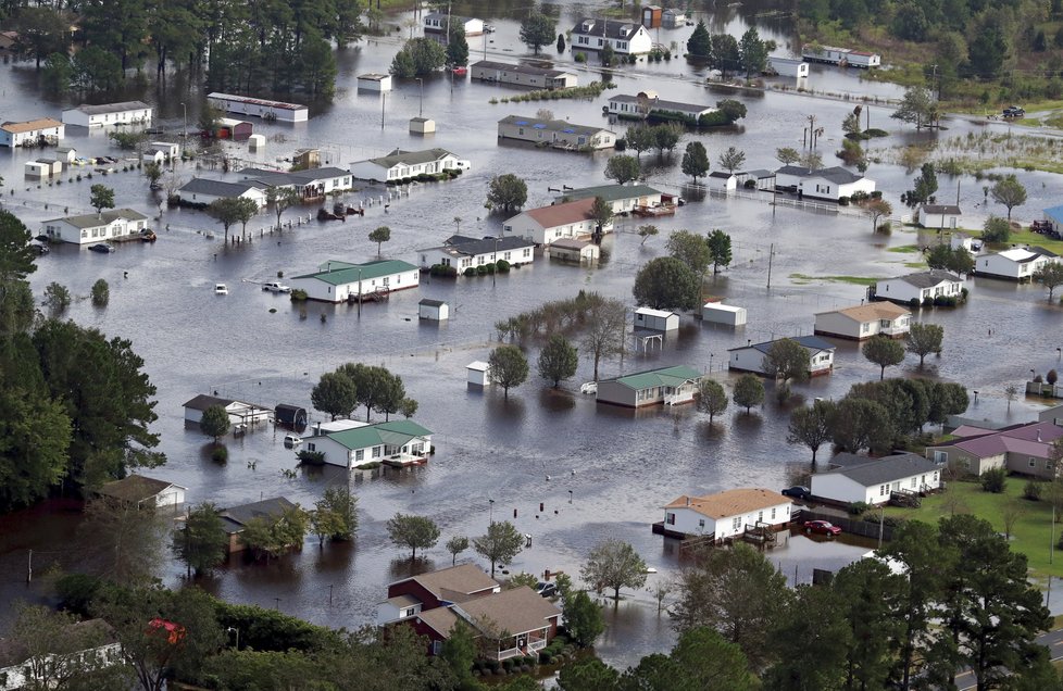 Hurikán Florence s sebou přinesl ničivé záplavy (18. 9. 2018).