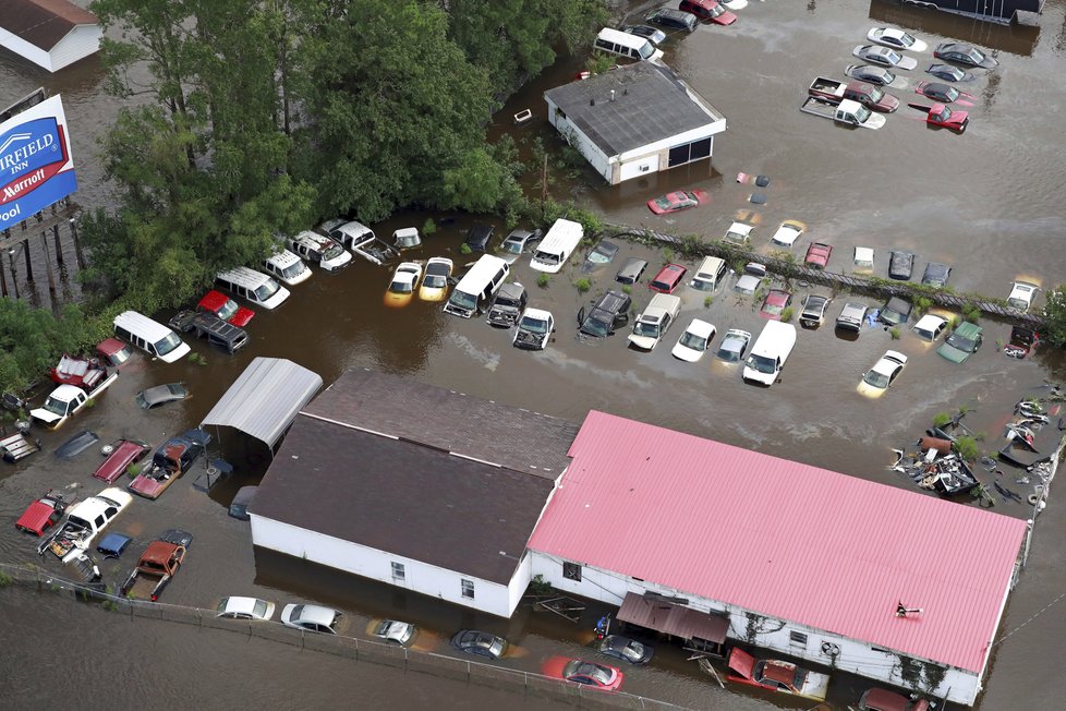 Hurikán Florence s sebou přinesl ničivé záplavy (18. 9. 2018).