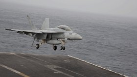 USA byly připraveny udeřit na Írán kvůli sestřelenému americkému dronu, tvrdí NYT