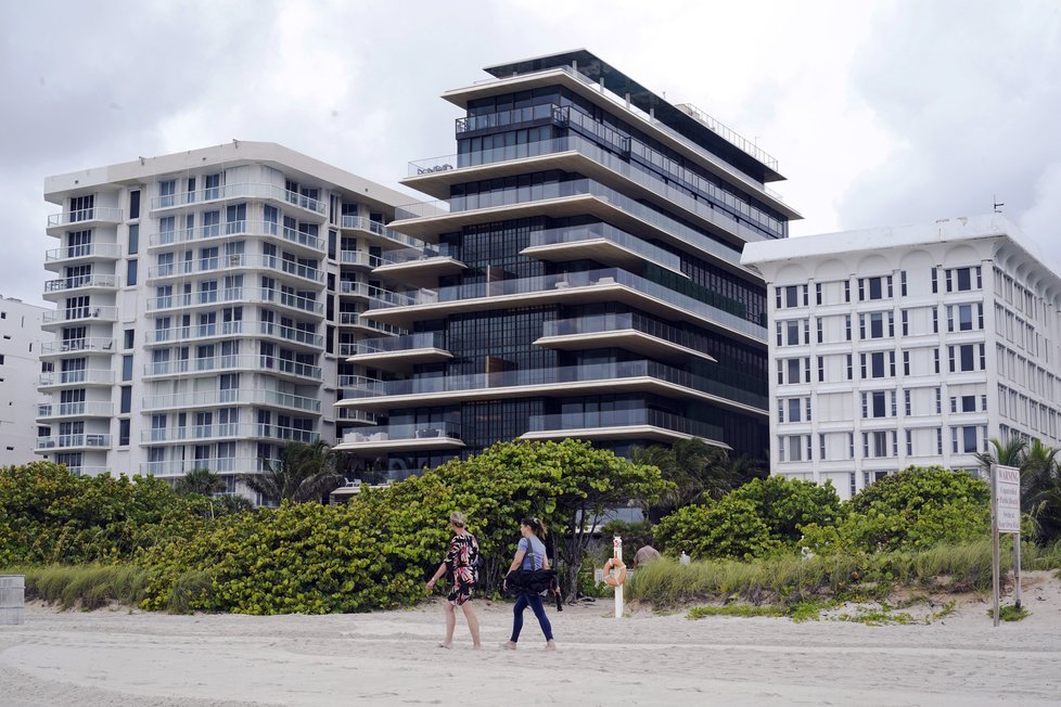 Budova Arte Surfside, kde v Miami žije Ivanka Trumpová s rodinou (21.07.2021).