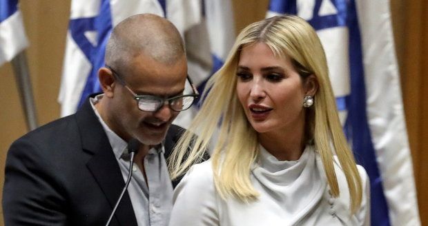 Ivanka už „nesedí v koutě“: Trumpovou s manželem vítali v Izraeli jako hrdiny, hostil je expremiér