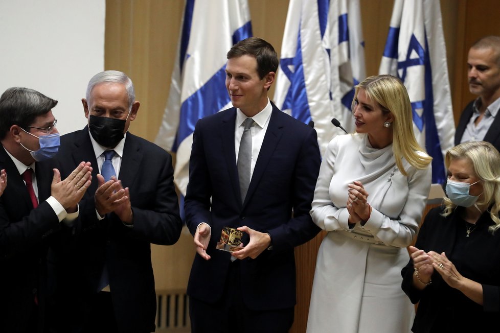 Ivanka Trumpová s manželem Jaredem Kushnerem při návštěvě Izraele.