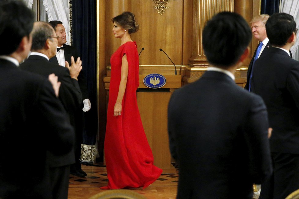 Donald Trump s manželkou Melanií na oficiální návštěvě Japonska.