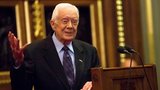 Exprezident USA Carter (98) chce dožít s rodinou. Ukončil léčbu a bude dostávat jen paliativní péči