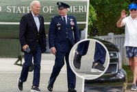 Internet pobavil „skandál“ prezidenta USA: Biden nenosí ponožky?!