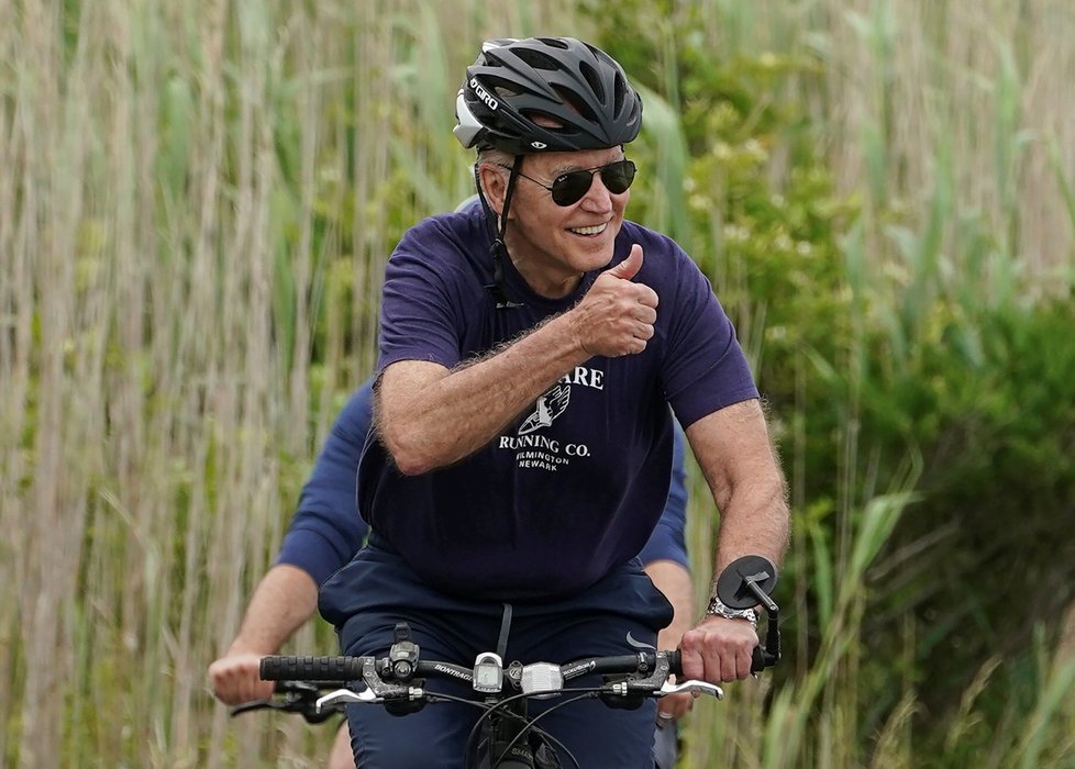 Joe a Jill Bidenovi na dovolenou vyrazí do plážového domku v Delaware.