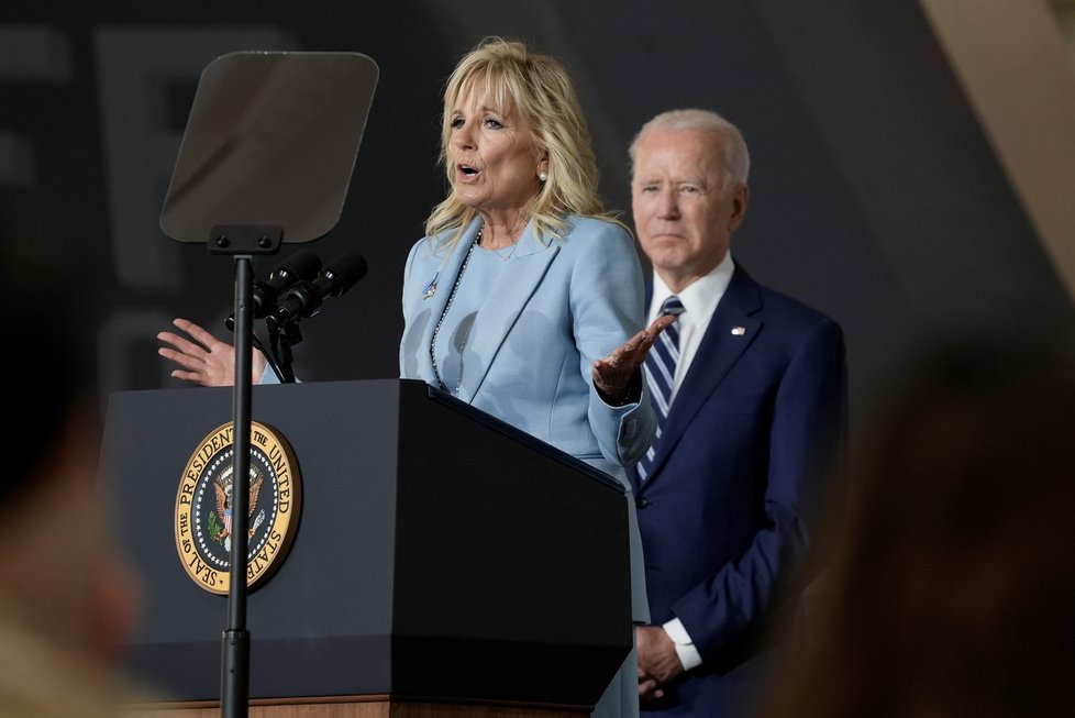 Prezident USA Joe Biden s manželkou Jill.