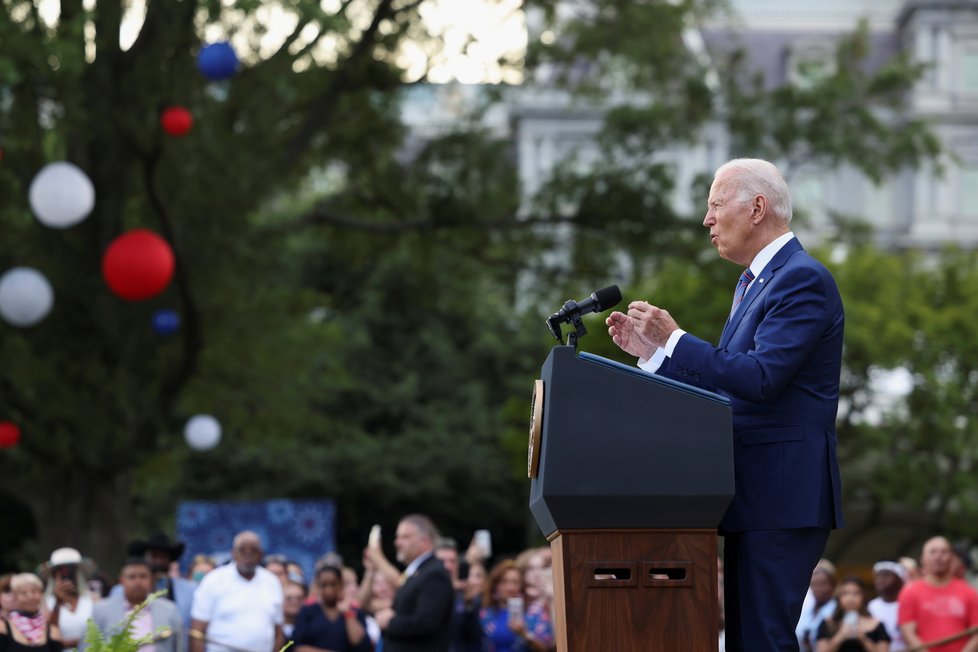 Den nezávislosti v Bílém domě: Prezident Joe Biden slavil s manželkou a rodinou (4. 07. 2021).