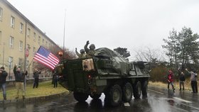 Americký konvoj vyrazil ku Praze