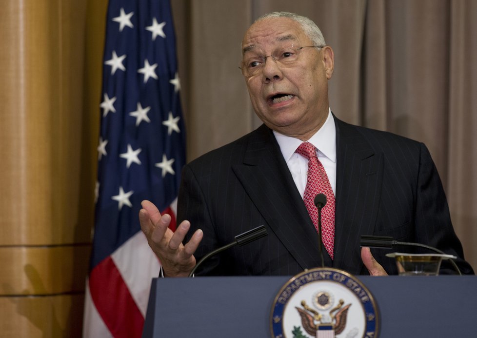 Zemřel Colin Powell, bývalý republikánský ministr zahraničí USA