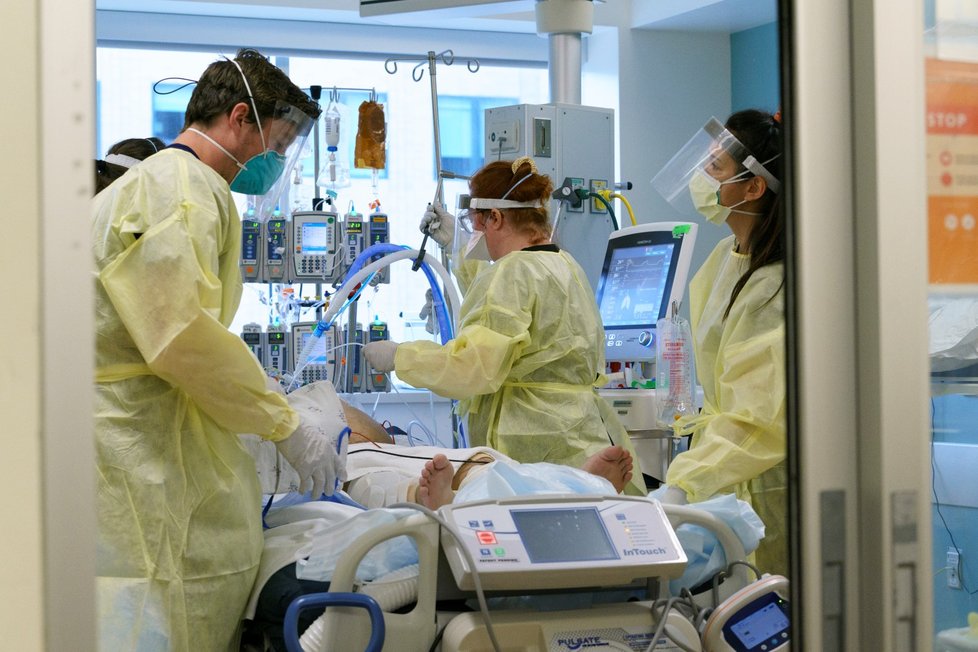 Boj s koronavirem na jednotce intenzivní péče v americkém Portlandu. Boj s koronavirem na jednotce intenzivní péče v americkém Portlandu.