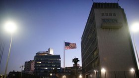 Americká vláda rozhodla o vyhoštění 15 kubánských diplomatů z velvyslanectví ve Washingtonu.