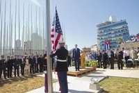 Na Kubě zavlála americká vlajka nad velvyslanectvím USA. Poprvé po více než půl století