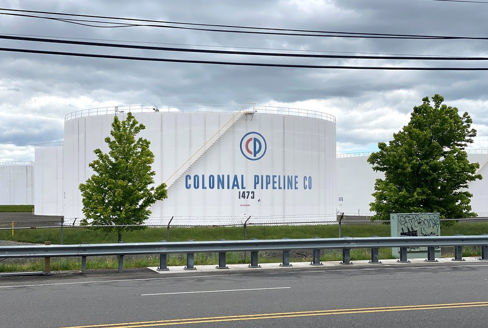 Colonial Pipeline obnovila po kyberútoku provoz části své potrubní sítě, (11.05.2021).