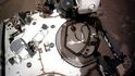 Rover NASA Perseverance z pohledu horní kamery vozítka