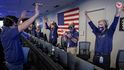 Radost osazenstva Laboratoře tryskového pohonu amerického Národního úřadu pro letectví a vesmír (NASA) v kalifornské Pasadeně, odkud se mise Perseverance řídí, po přistání roveru na povrch Marsu. Radost osazenstva Laboratoře tryskového pohonu amerického Národního úřadu pro letectví a vesmír (NASA) v kalifornské Pasadeně, odkud se mise Perseverance řídí, po přistání roveru na povrch Marsu.
