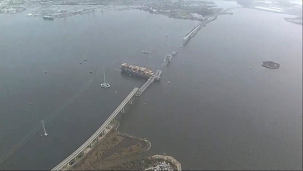 Zřícený most v Baltimoru.