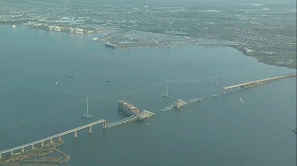 Zřícený most v Baltimoru.
