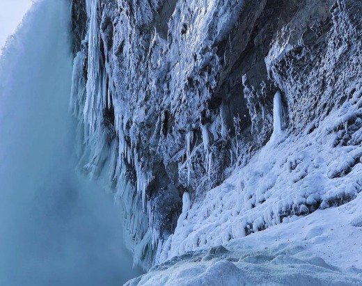 USA a Kanadu svírají mrazy, zamrzly dokonce i Niagarské vodopády (23. 1. 2019).