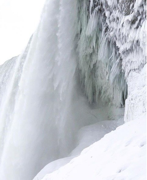 USA a Kanadu svírají mrazy, zamrzly dokonce i Niagarské vodopády (23. 1. 2019).