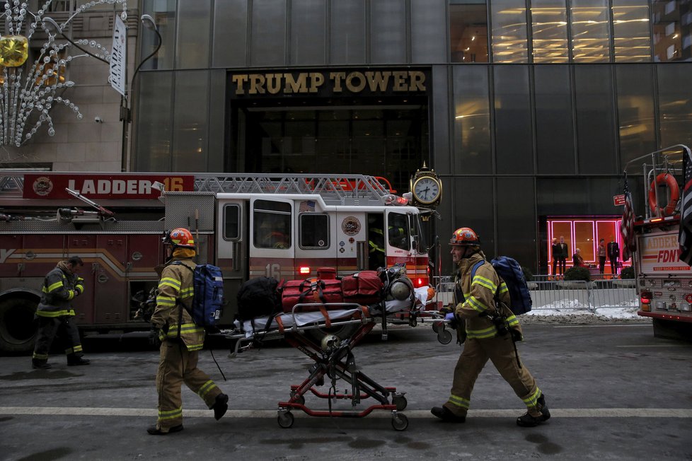 Požár v Trump Tower.