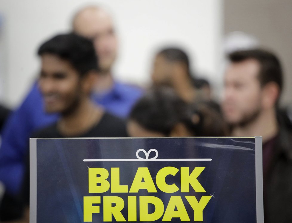 Nákupní horečka v USA: Tak vypadá Black Friday v zámoří