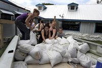 Nejhorší za desítky let. Florida se chystá na úder hurikánu, evakuuje se 500 tisíc lidí