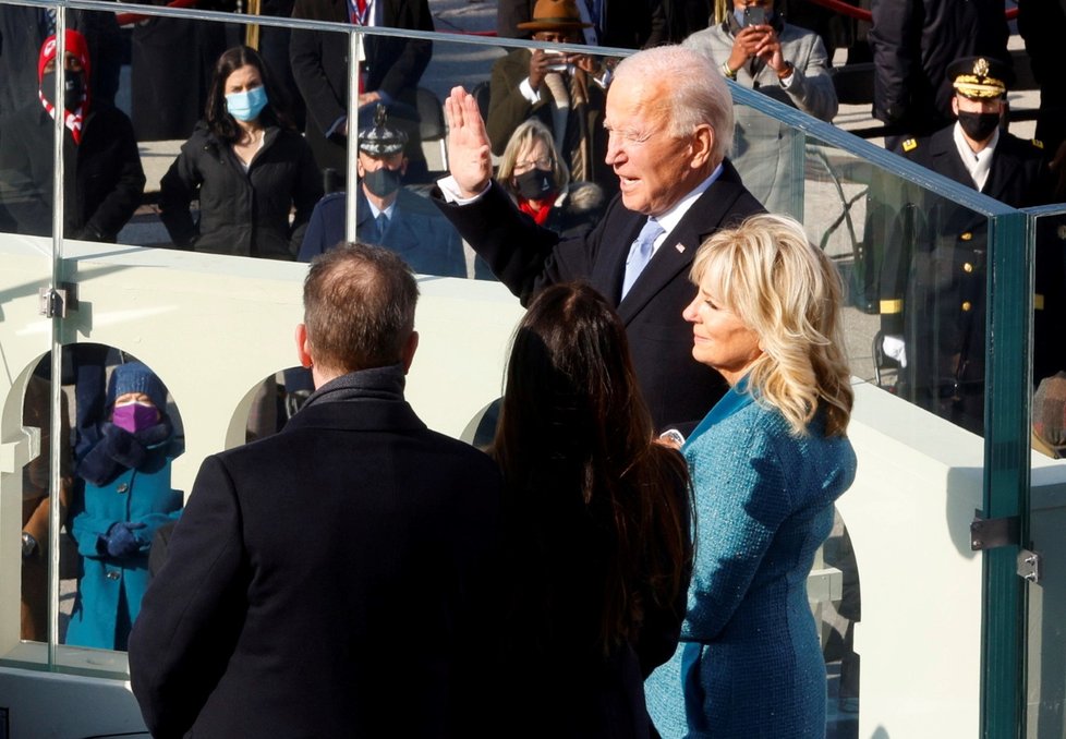 Joe Biden složil přísahu a stal se 46. prezidentem USA.