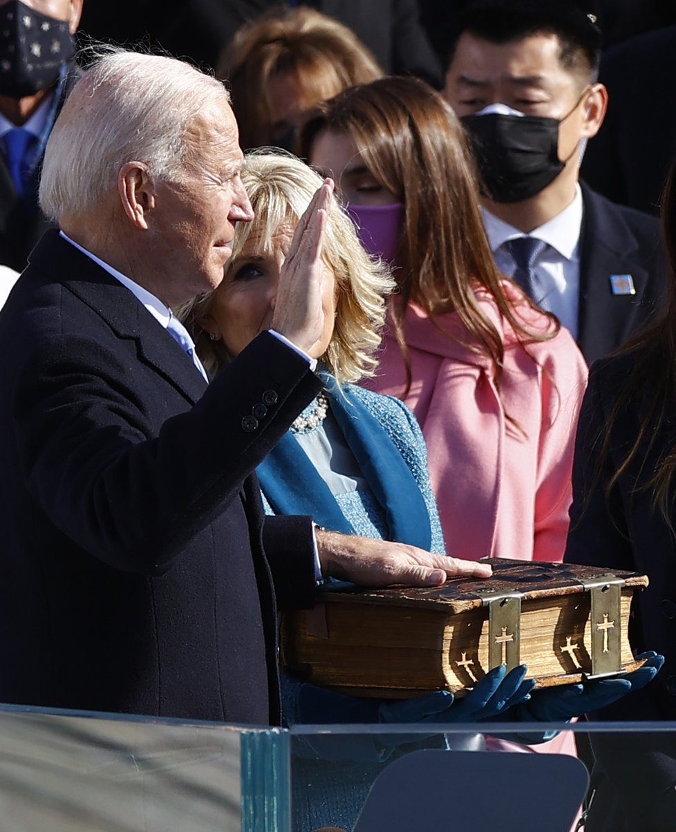 Joe Biden složil přísahu a stal se 46. prezidentem USA.