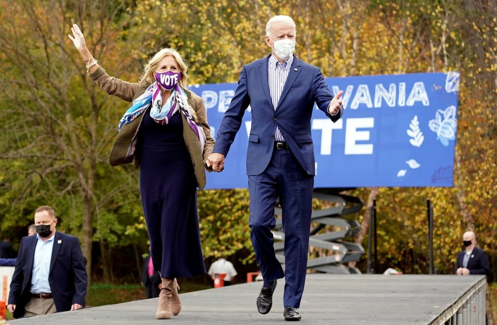 Joe Biden s manželkou Jill během kampaně v roce 2020.