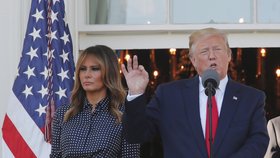 Prezident USA Donald Trump s manželkou Melanií.