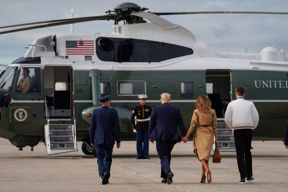 Prezident USA Donald Trump s manželkou Melanií a synem Barronem.