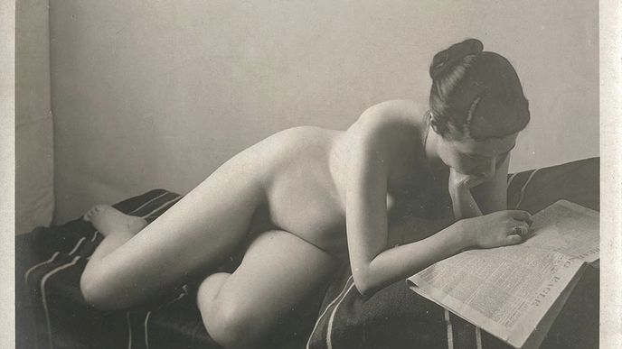 Nejstarší dochované fotografie amerických prostitutek pochází z roku 1892.