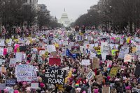 Za práva žen a proti Trumpovi: Miliony Američanů zaplavily ulice velkoměst