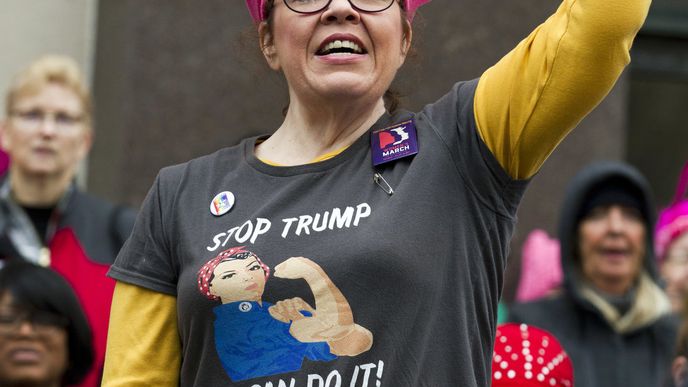 Za práva žen a proti Trumpovi demonstroval v USA přes milion lidí Za práva žen a proti Trumpovi demonstroval v USA přes milion lidí