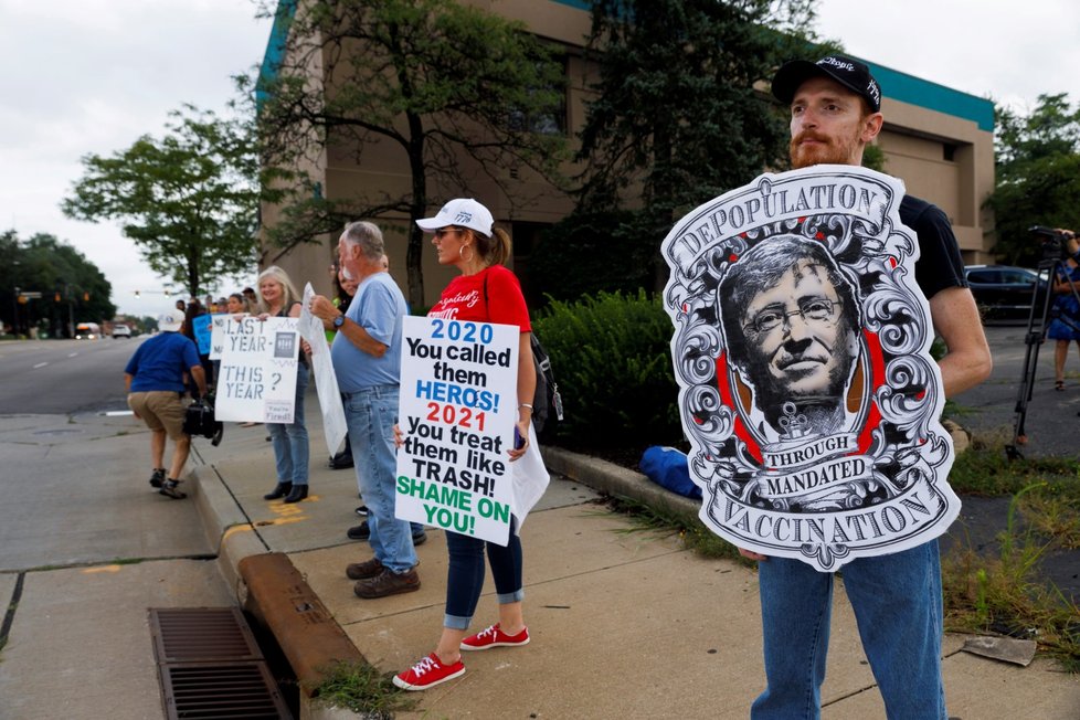 USA: Protesty proti covidovým opatřením.