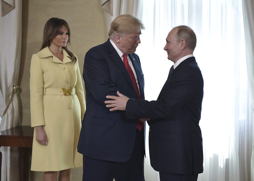 První dáma USA Melania Trumpová po boku Trumpa a Putina