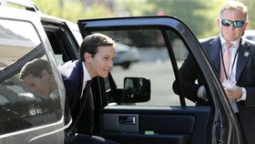 Zeť amerického prezidenta Donalda Trumpa Jared Kushner odmítá informace médií, podle nichž ruskému velvyslanci v USA Sergeji Kisljakovi navrhl zřízení tajného komunikačního kanálu mezi Washingtonem a Kremlem.