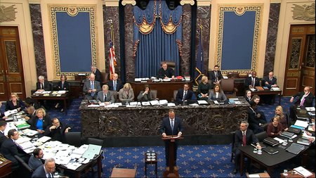 Senát USA schválil pravidla projednání impeachmentu.