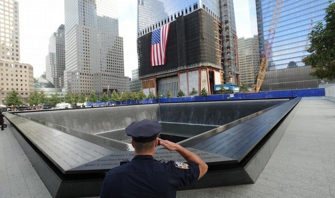 USA si připomíná 10. výročí teroristických útoků na New York a Washington