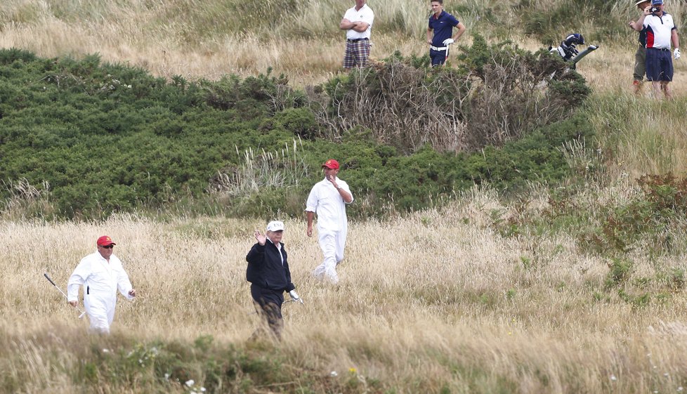 Americký prezident Donald Trump na golfu ve Skotsku (15. 7. 2018)