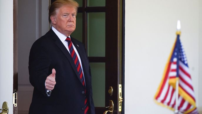 Americký prezident Donald Trump během setkání se slovenským premiérem Pellegrinim (3.5.2019)